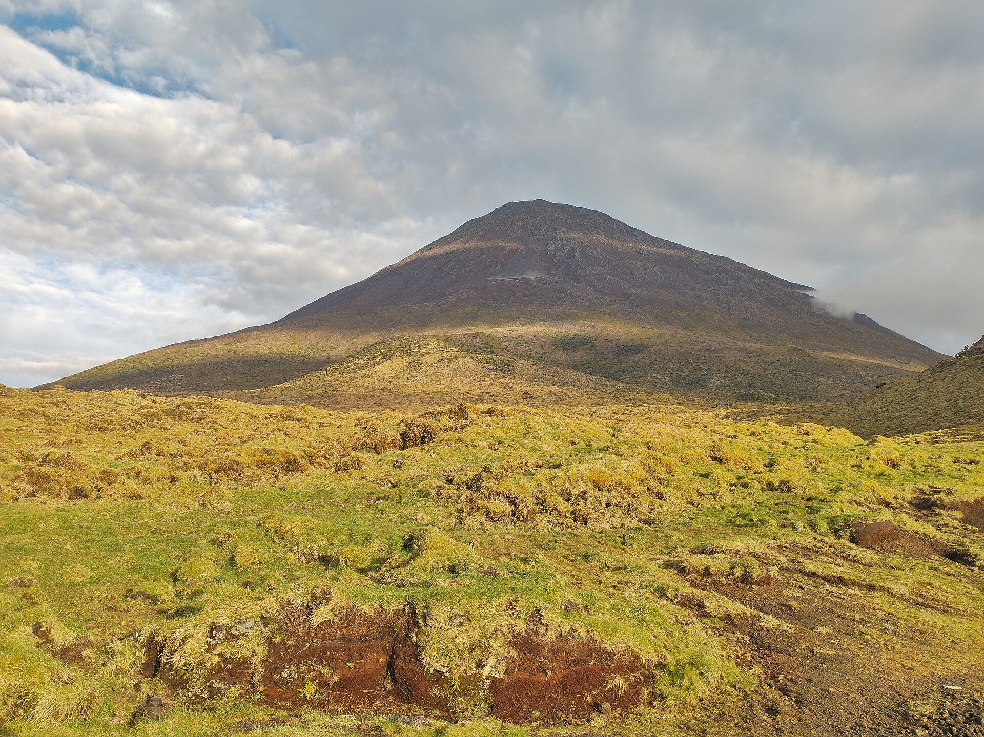 Montanha do Pico rising above the island, seen from lower ground